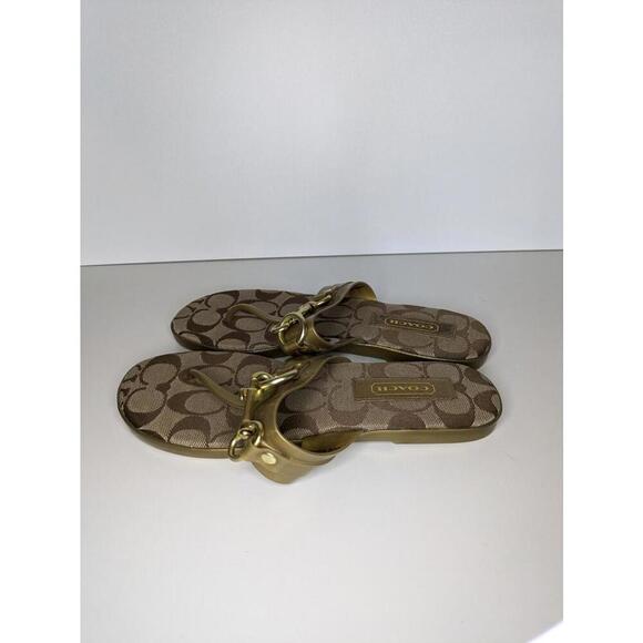 Coach RIKKI Jelly Thong Flat Sandals Brown Gold Coach Logo With Clasp Size 5.5B - Picture 2 of 5